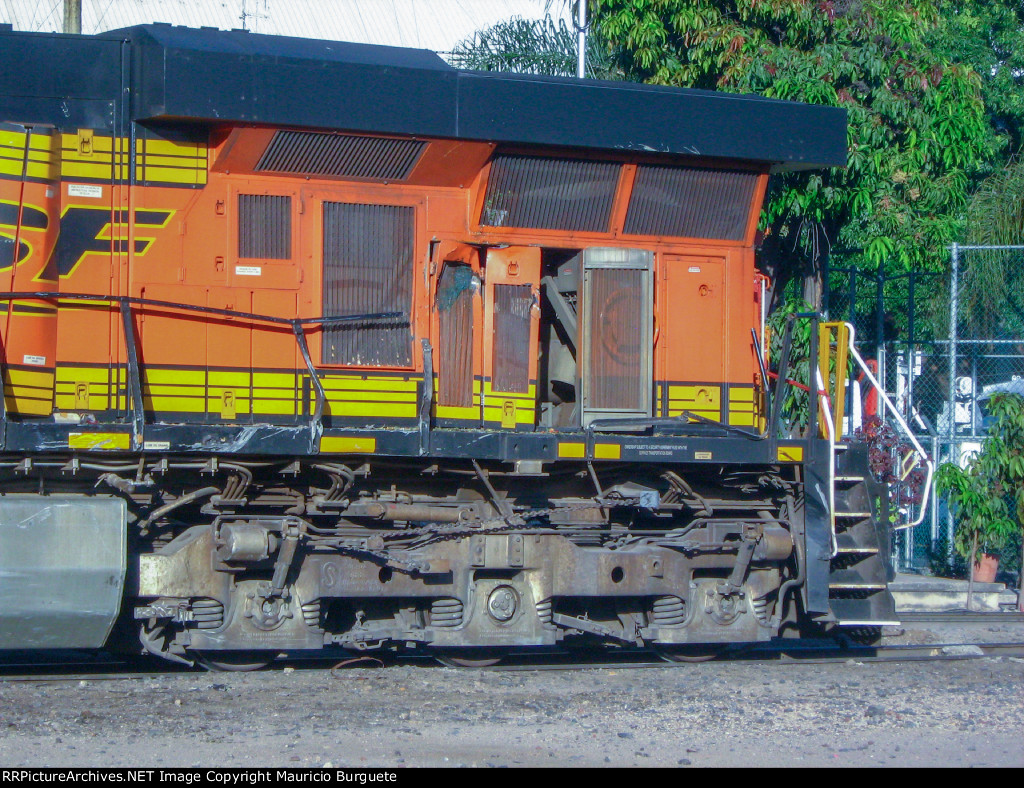 BNSF ES44DC Locomotive wrecked